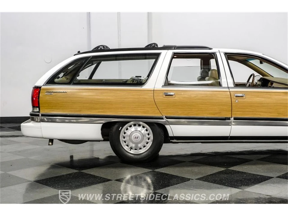1996 Buick Roadmaster - Image 28 of 31
