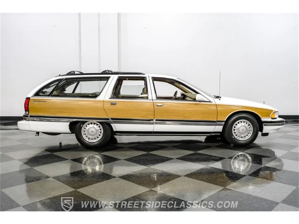 1996 Buick Roadmaster - Image 13 of 31