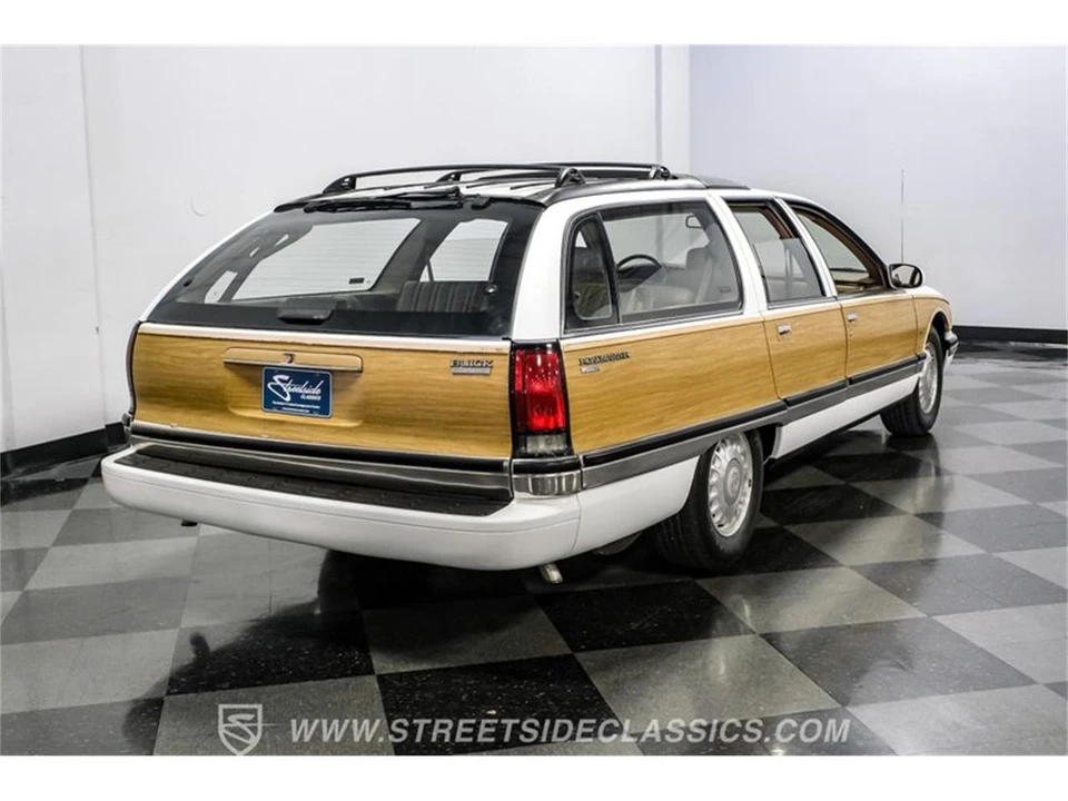 1996 Buick Roadmaster - Image 24 of 31