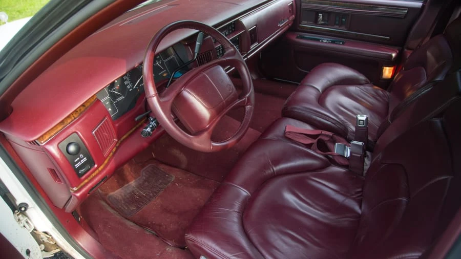1996 Buick Roadmaster - Image 4 of 12