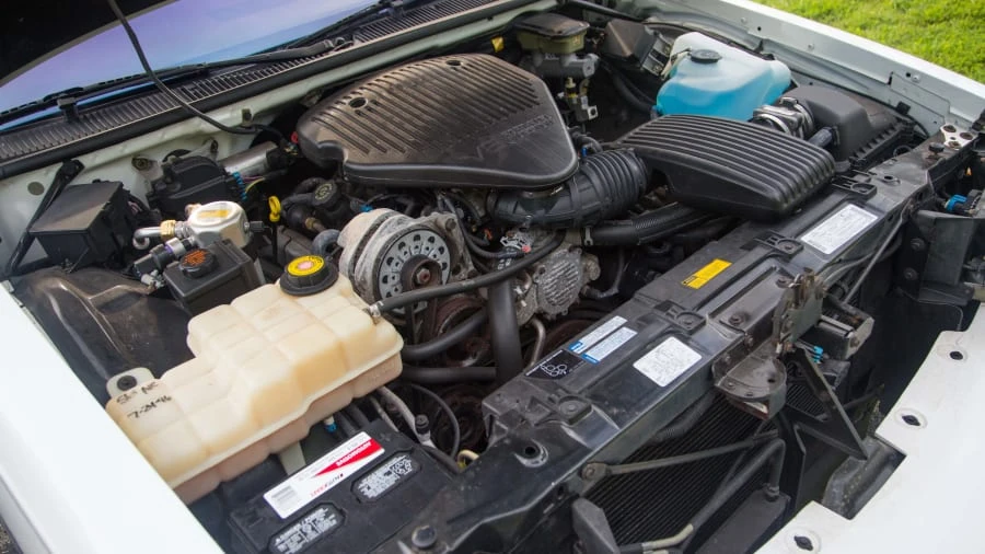 1996 Buick Roadmaster - Image 7 of 12