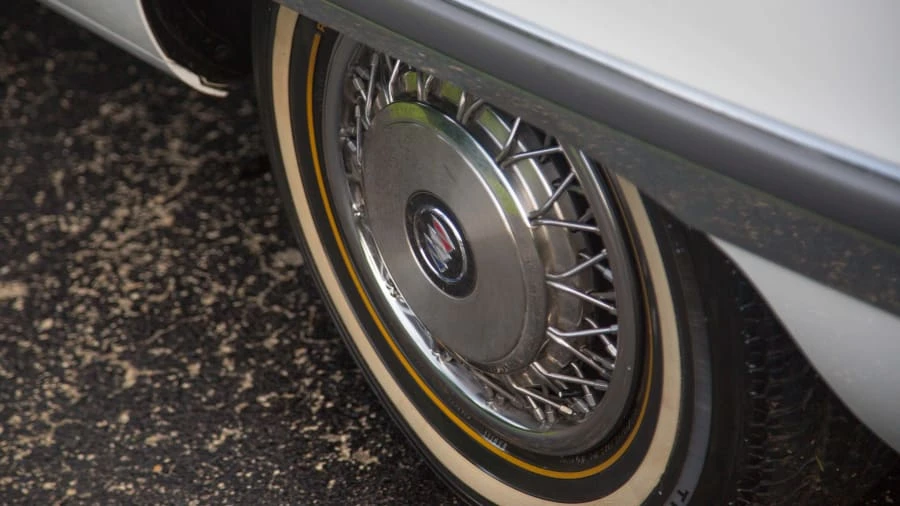 1996 Buick Roadmaster - Image 11 of 12