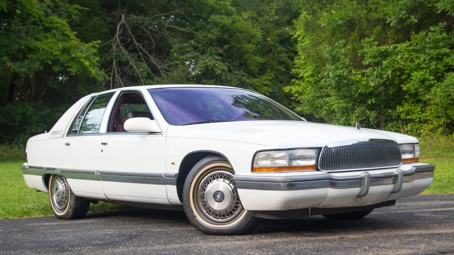 1996 Buick Roadmaster - Image 12 of 12