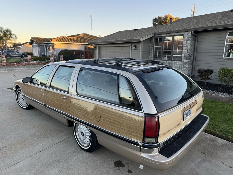 1996 Buick Roadmaster - Image 9 of 21