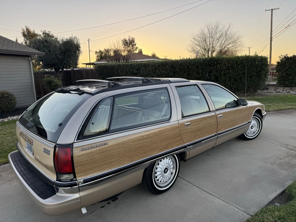 1996 Buick Roadmaster - Image 3 of 21