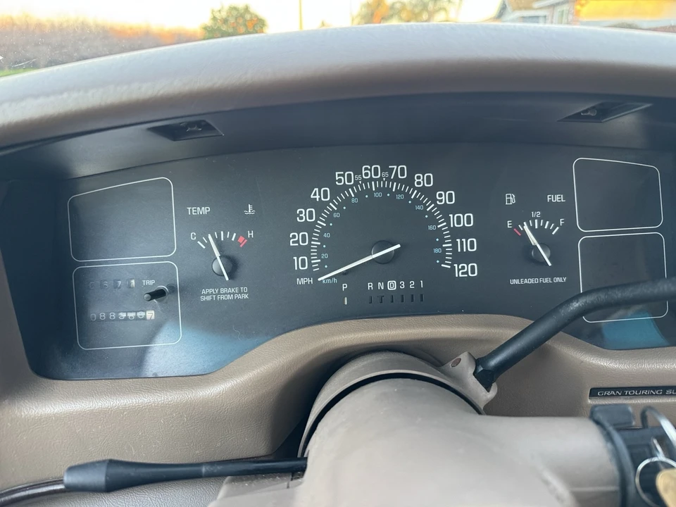 1996 Buick Roadmaster - Image 18 of 21
