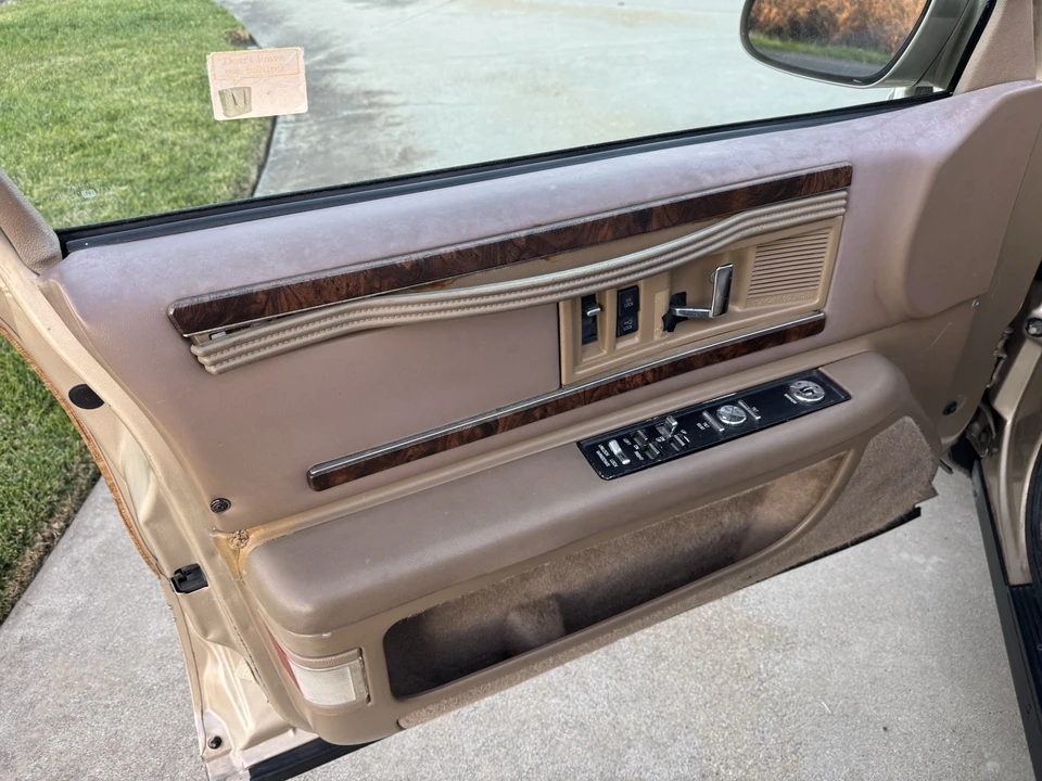 1996 Buick Roadmaster - Image 15 of 21