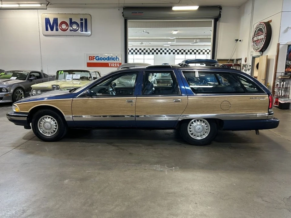 1996 Buick Roadmaster - Image 8 of 12