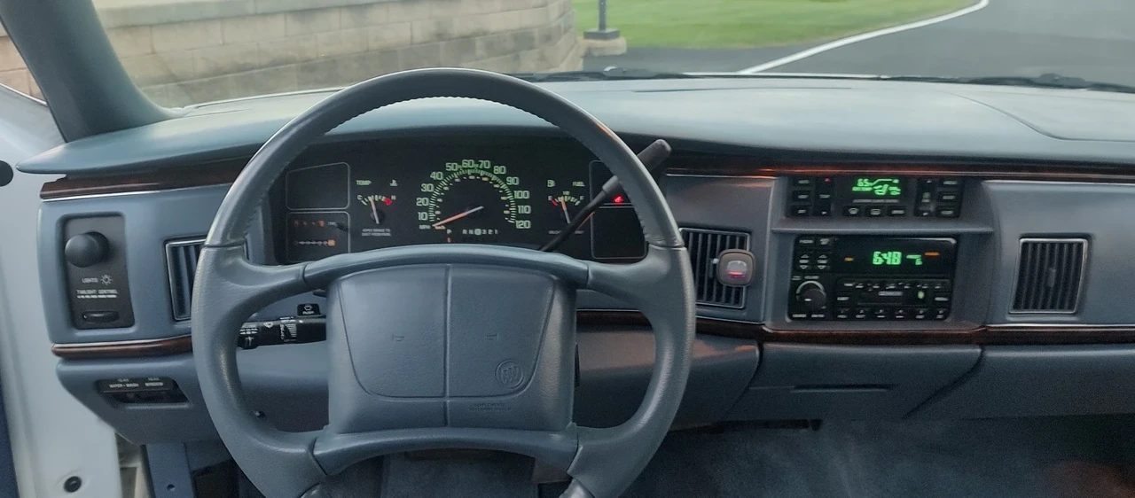1996 Buick Roadmaster - Image 20 of 21