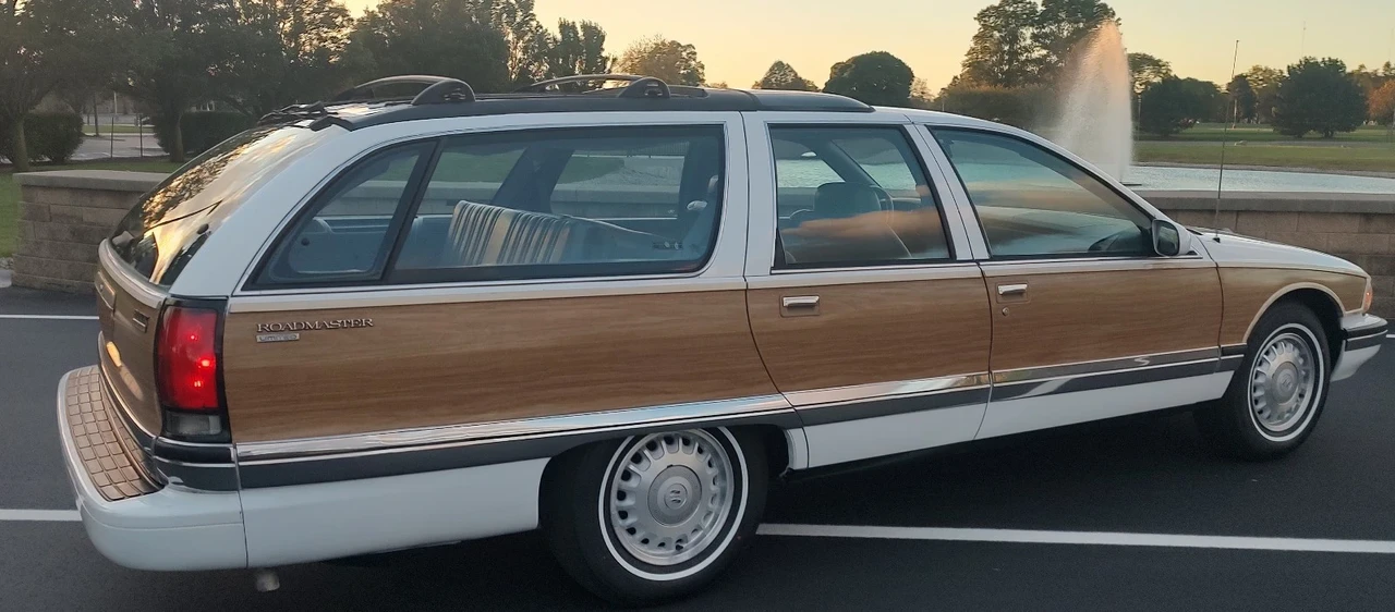 1996 Buick Roadmaster - Image 5 of 21