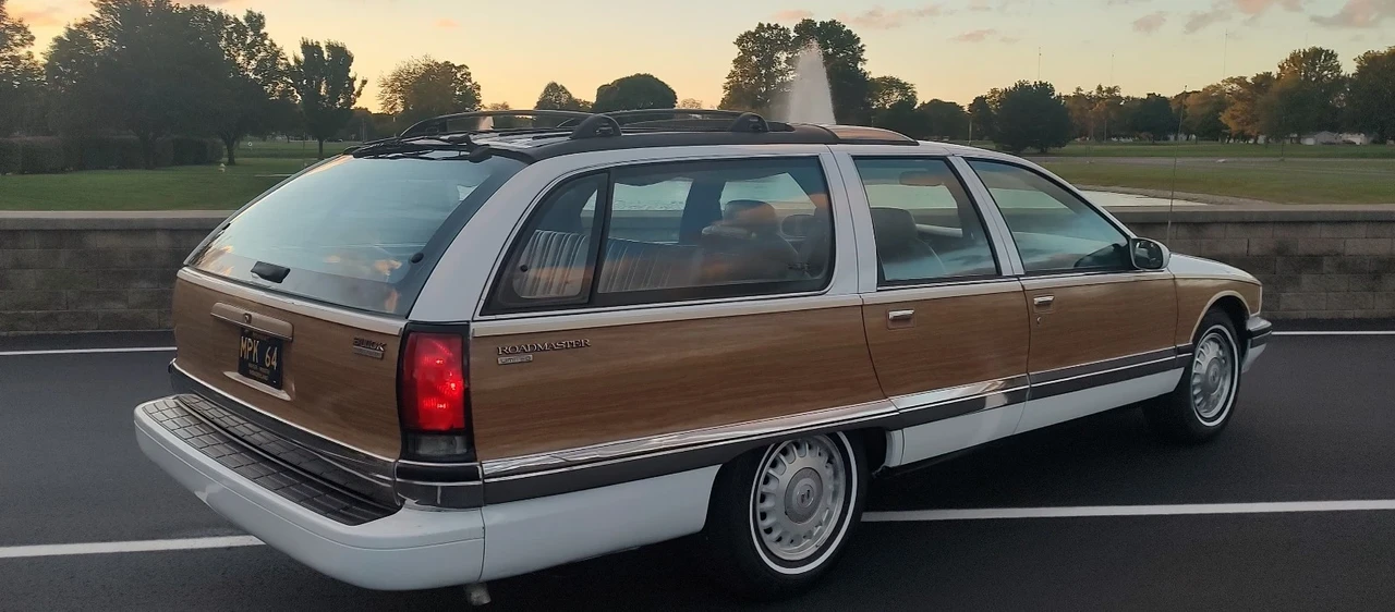 1996 Buick Roadmaster - Image 6 of 21