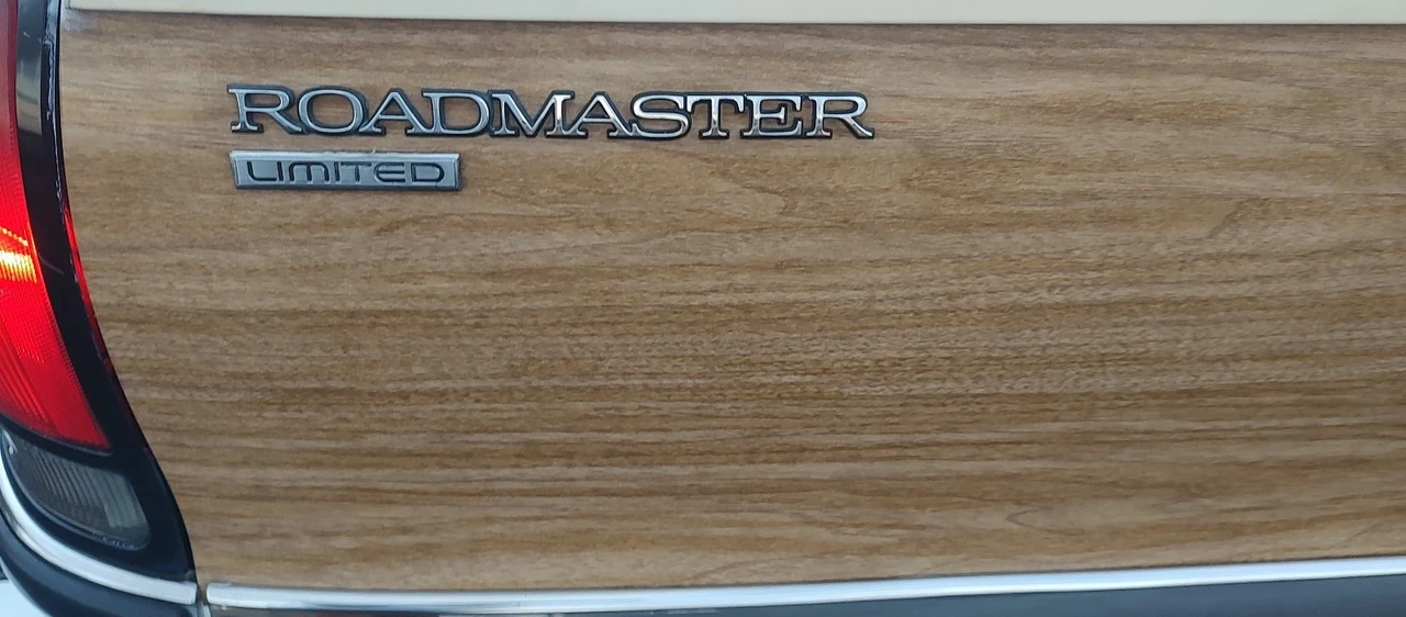1996 Buick Roadmaster - Image 16 of 21