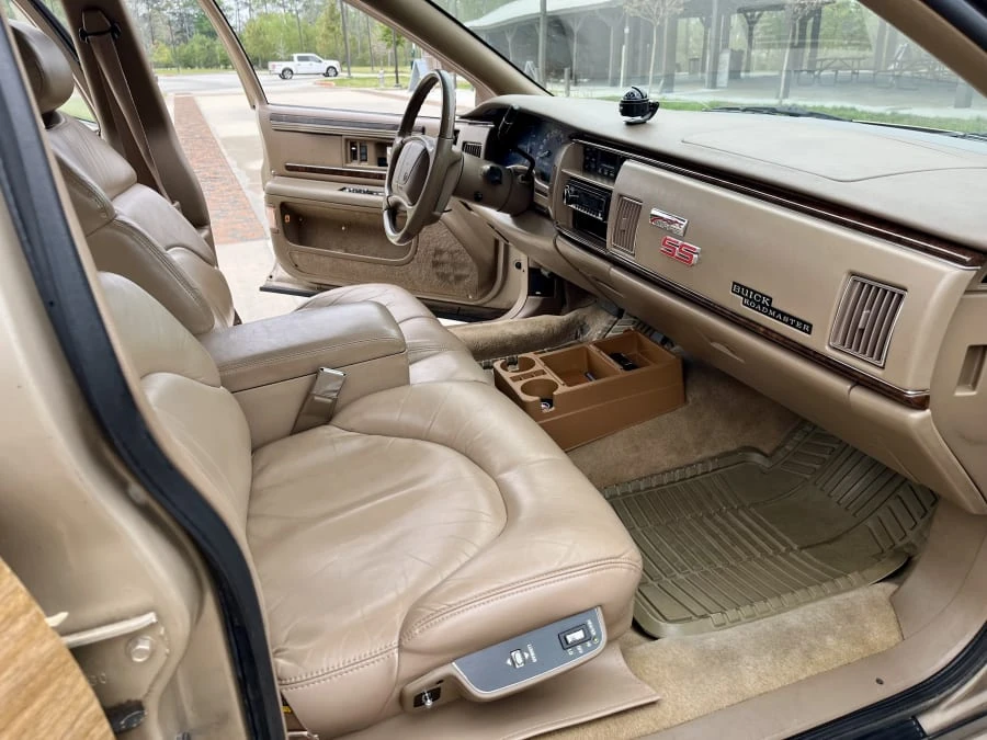 1996 Buick Roadmaster - Image 20 of 31