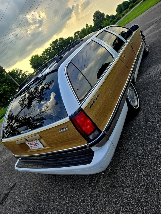 1996 Buick Roadmaster - Image 5 of 13