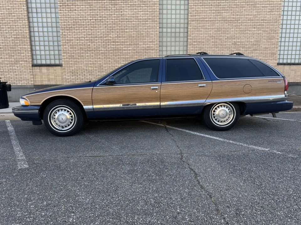 1996 Buick Roadmaster - Image 3 of 25
