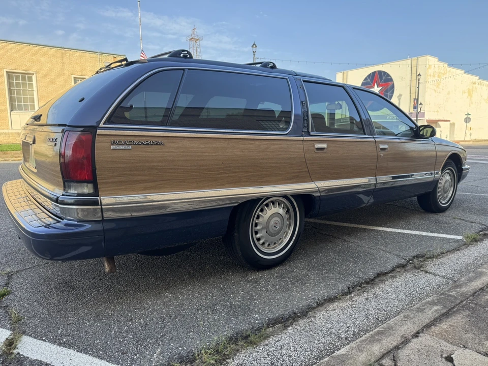 1996 Buick Roadmaster - Image 6 of 25