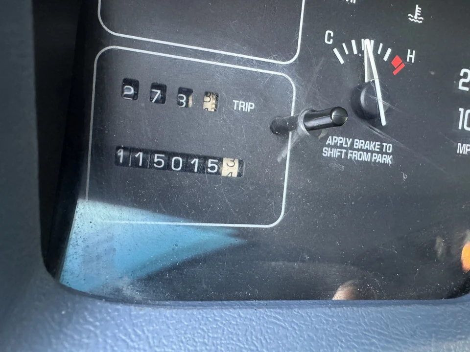 1996 Buick Roadmaster - Image 20 of 25