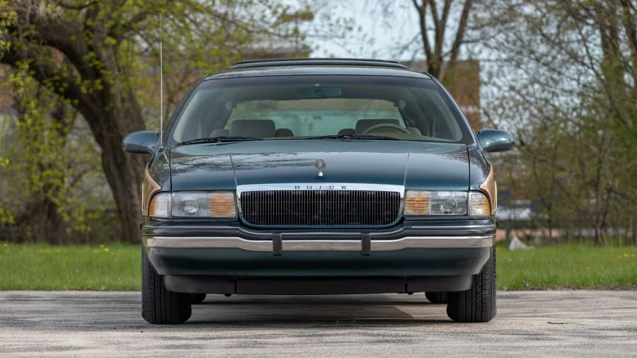 1996 Buick Roadmaster - Image 14 of 24