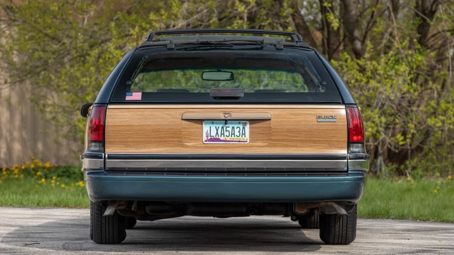 1996 Buick Roadmaster - Image 15 of 24