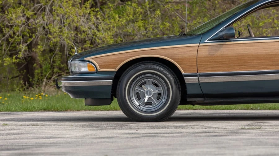 1996 Buick Roadmaster - Image 17 of 24