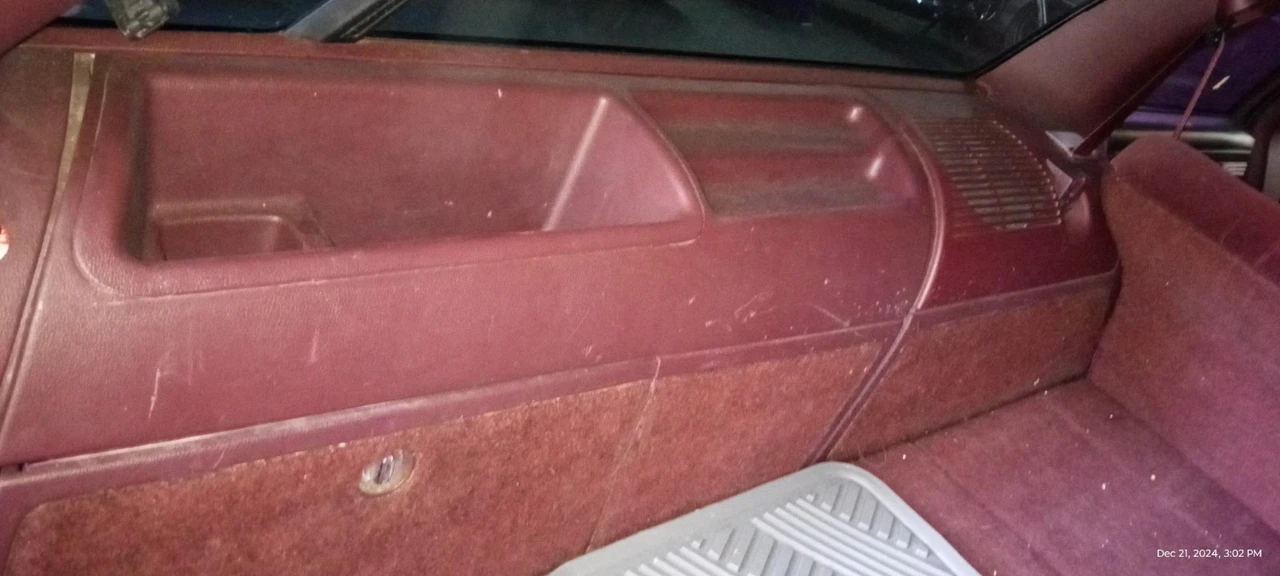 1996 Buick Roadmaster - Image 25 of 31