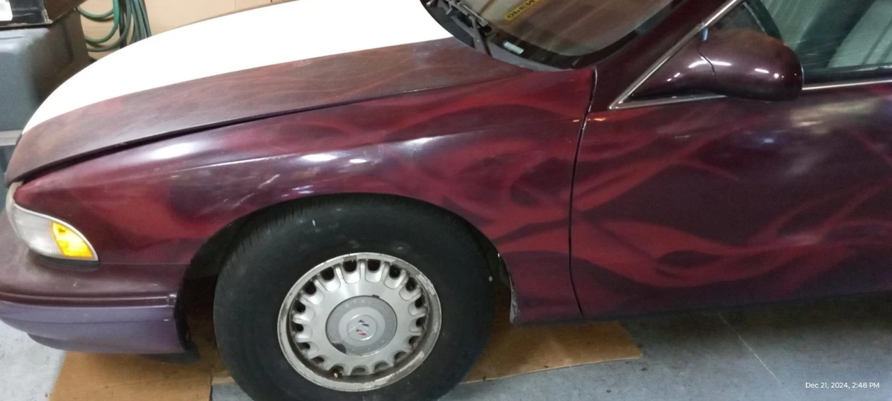 1996 Buick Roadmaster - Image 2 of 31