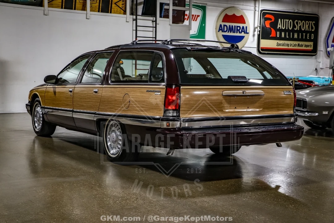 1996 Buick Roadmaster - Image 8 of 12