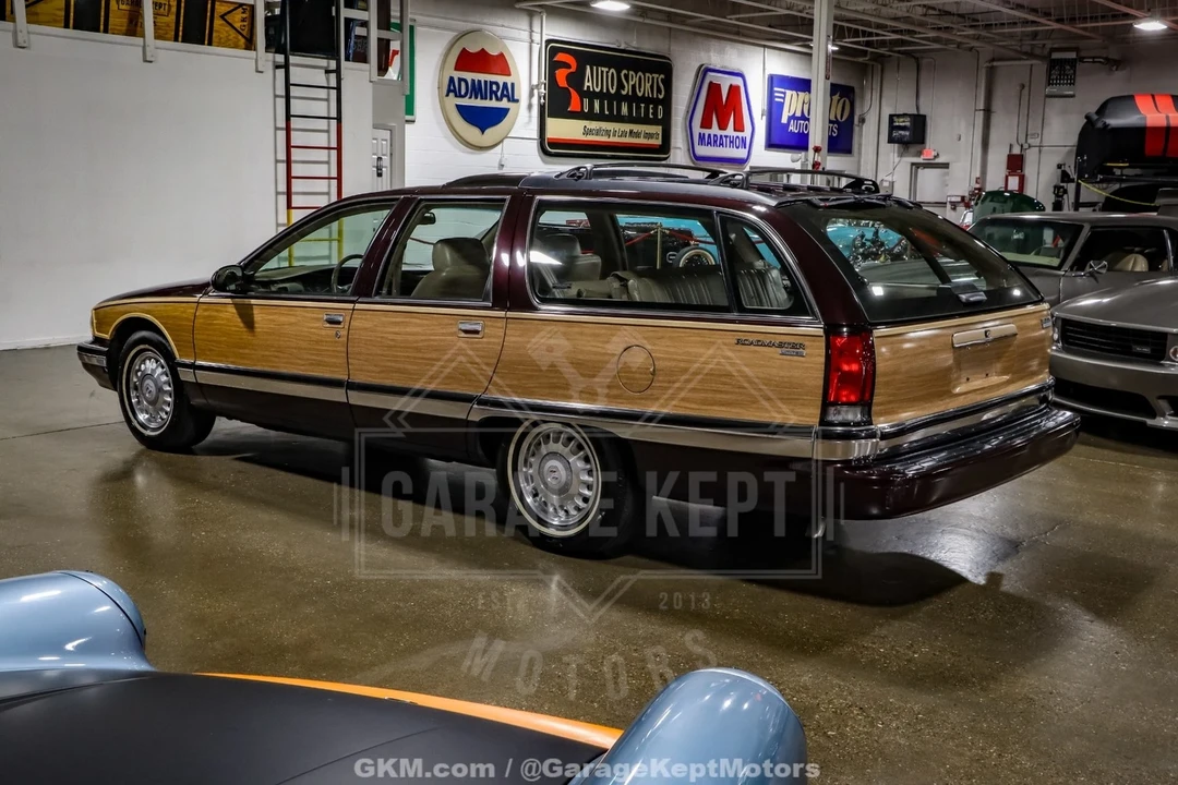 1996 Buick Roadmaster - Image 7 of 12