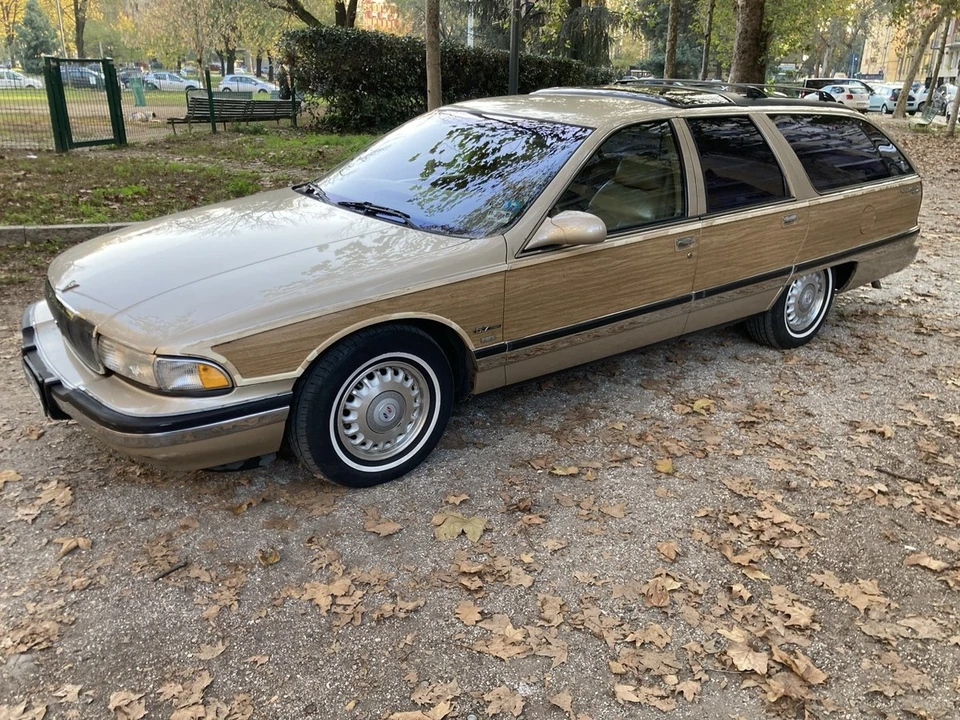 1996 Buick Roadmaster - Image 7 of 30