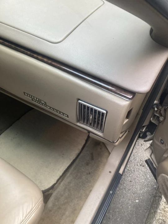 1996 Buick Roadmaster - Image 30 of 30