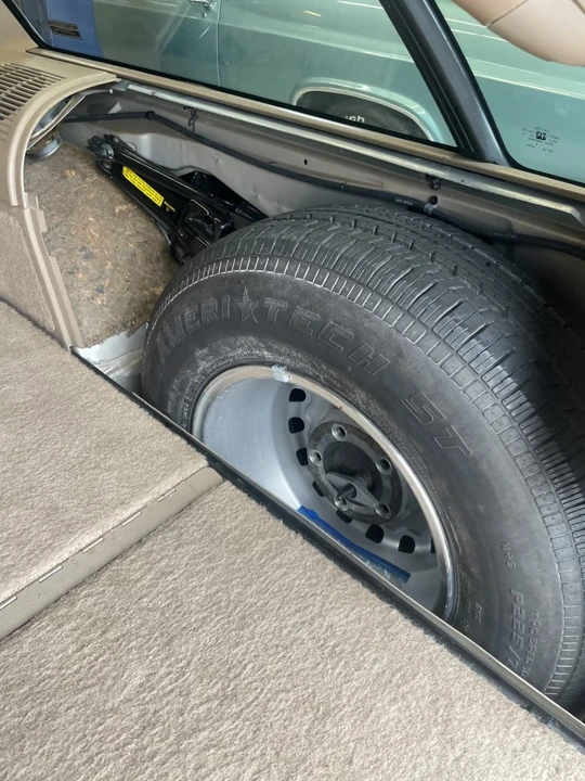 1996 Buick Roadmaster - Image 10 of 17