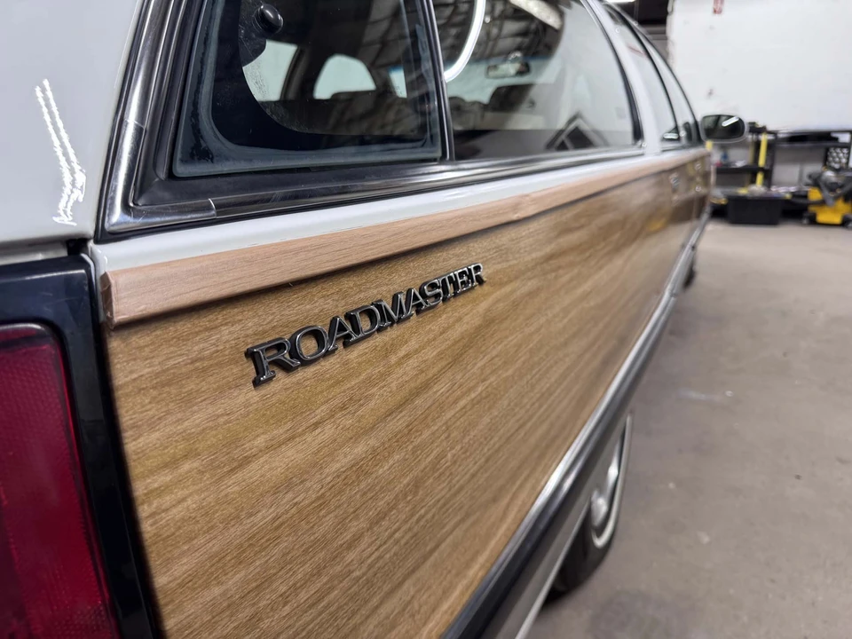 1996 Buick Roadmaster - Image 28 of 31