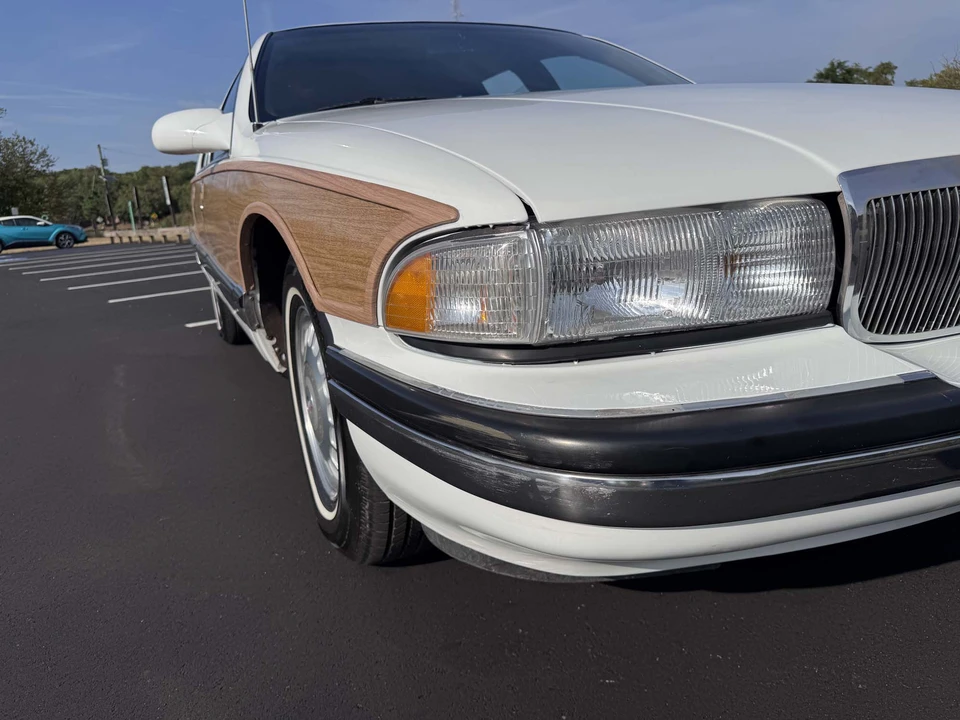 1996 Buick Roadmaster - Image 19 of 31
