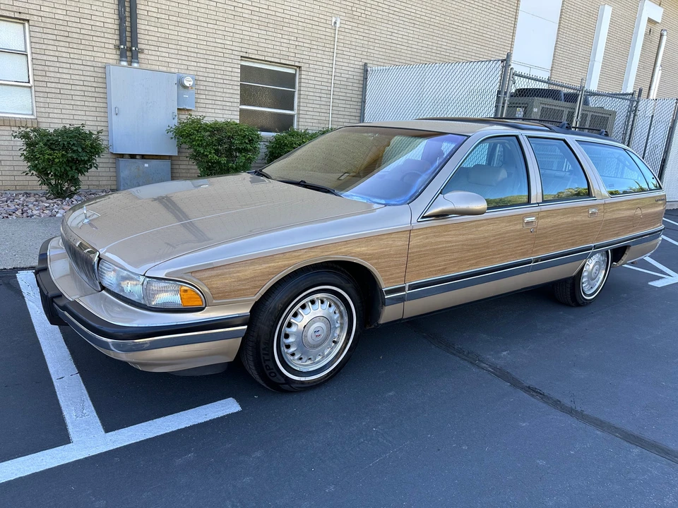 1996 Buick Roadmaster - Image 26 of 31