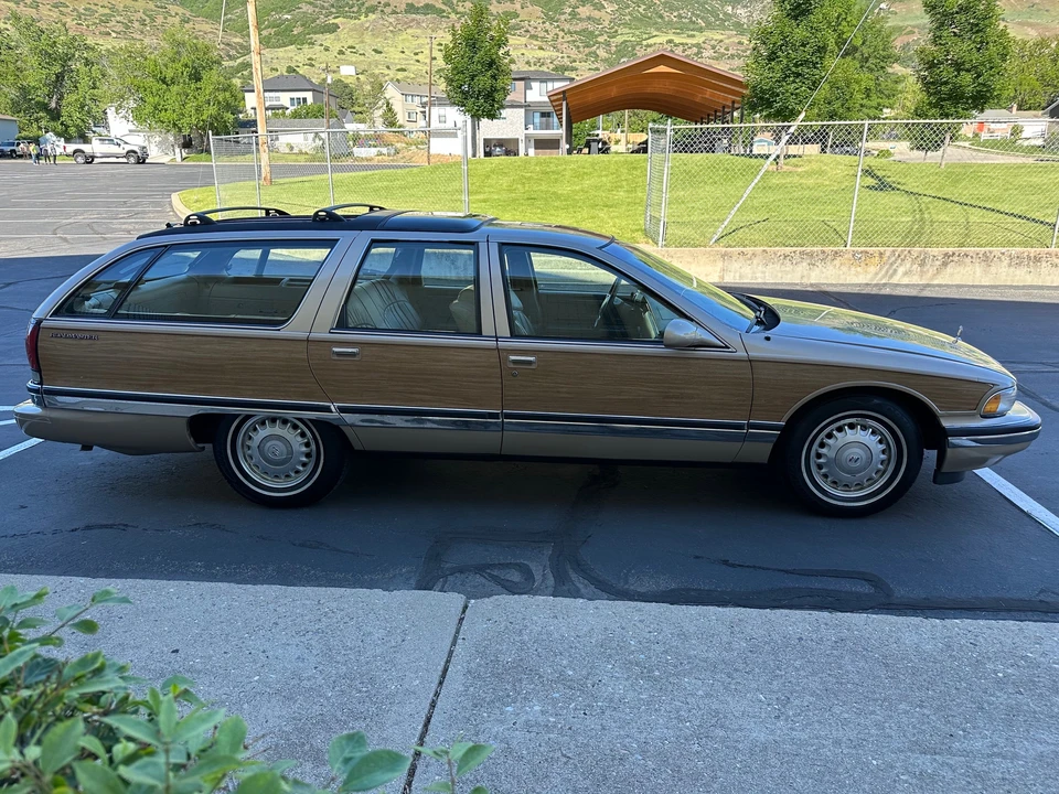 1996 Buick Roadmaster - Image 31 of 31