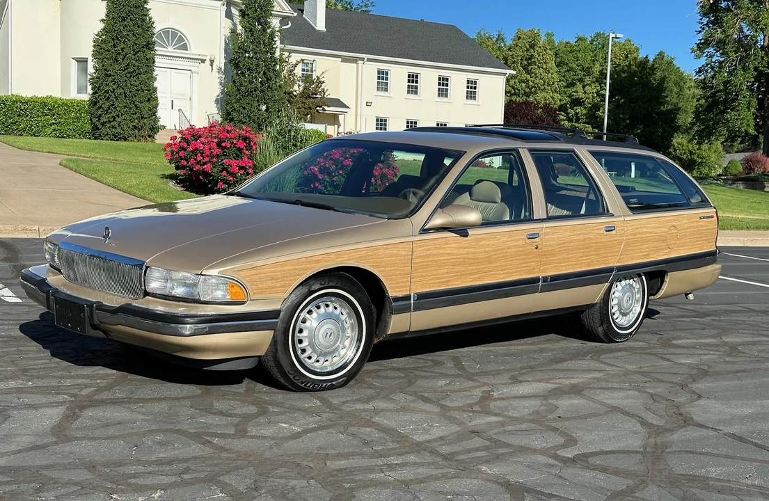 1996 Buick Roadmaster - Image 10 of 31