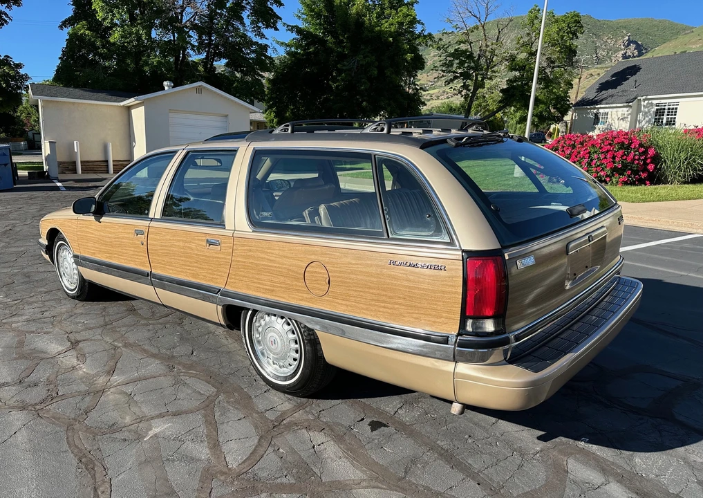 1996 Buick Roadmaster - Image 17 of 31