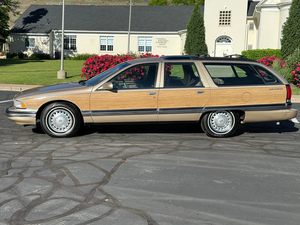 1996 Buick Roadmaster - Image 14 of 31
