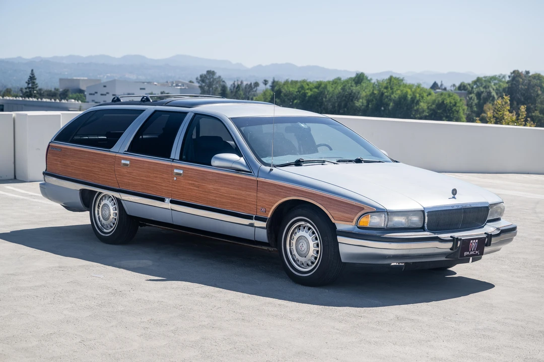 1996 Buick Roadmaster - Image 10 of 31