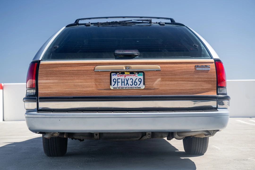 1996 Buick Roadmaster - Image 8 of 31