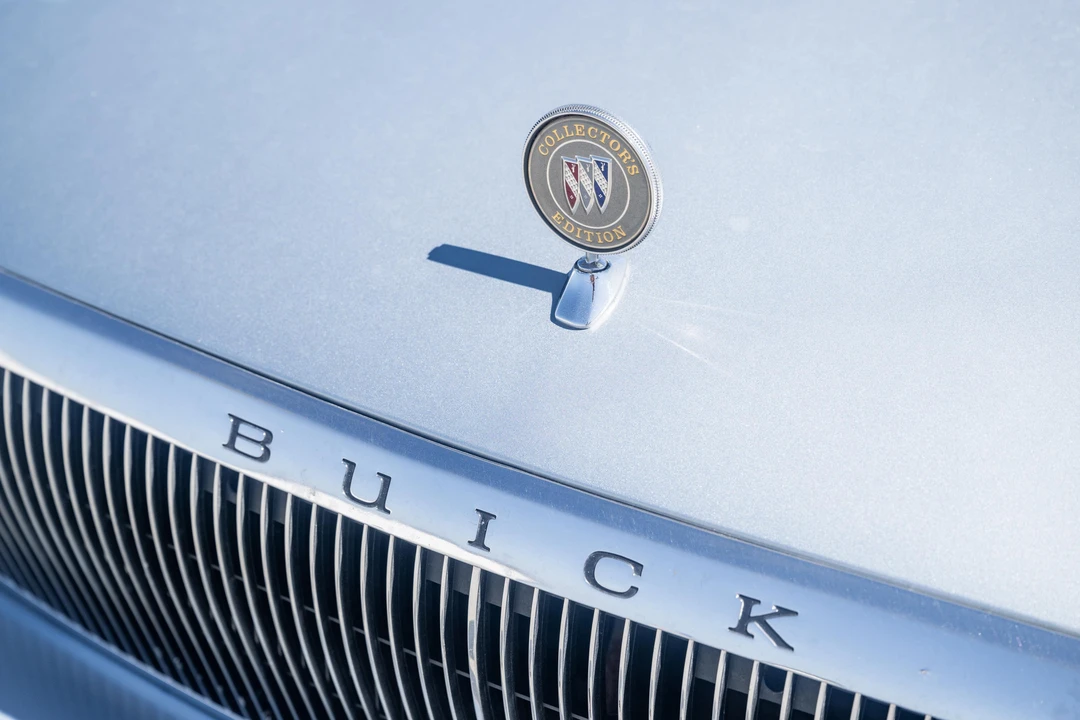 1996 Buick Roadmaster - Image 13 of 31