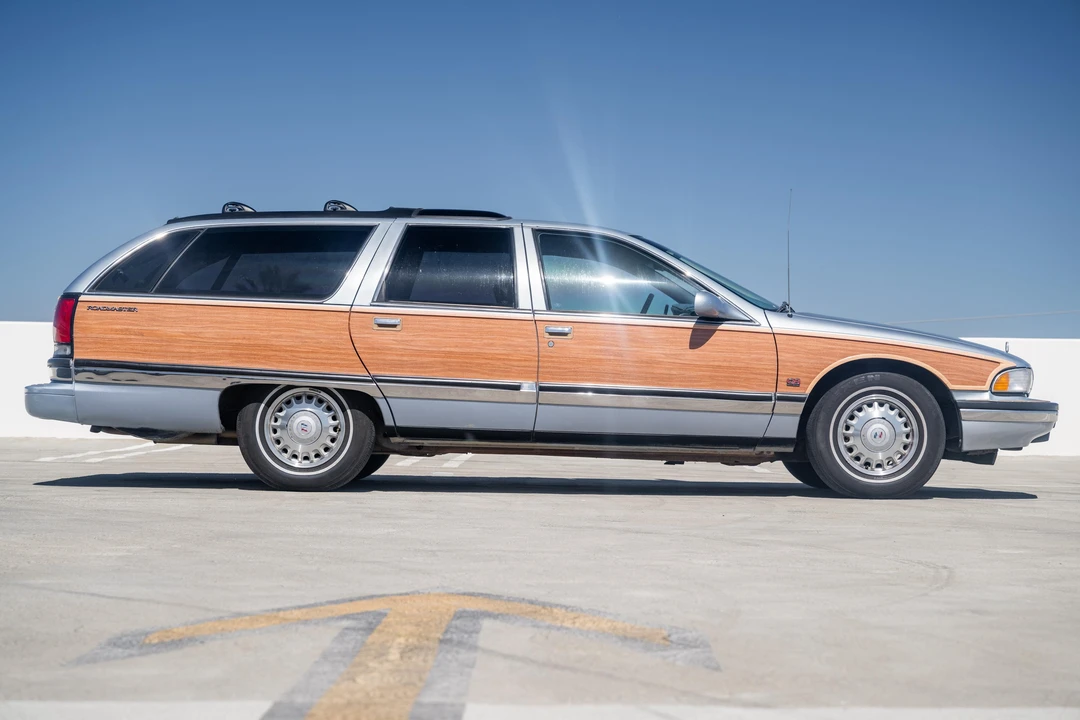 1996 Buick Roadmaster - Image 3 of 31