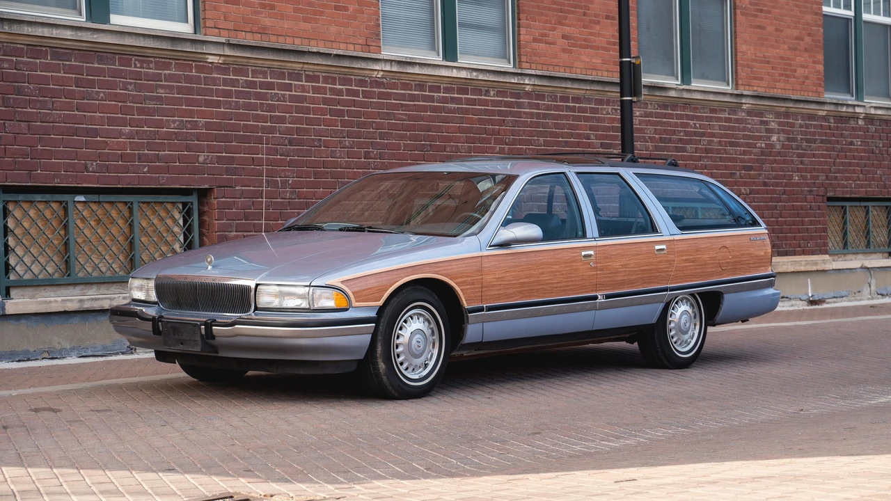 1996 Buick Roadmaster - Image 7 of 31