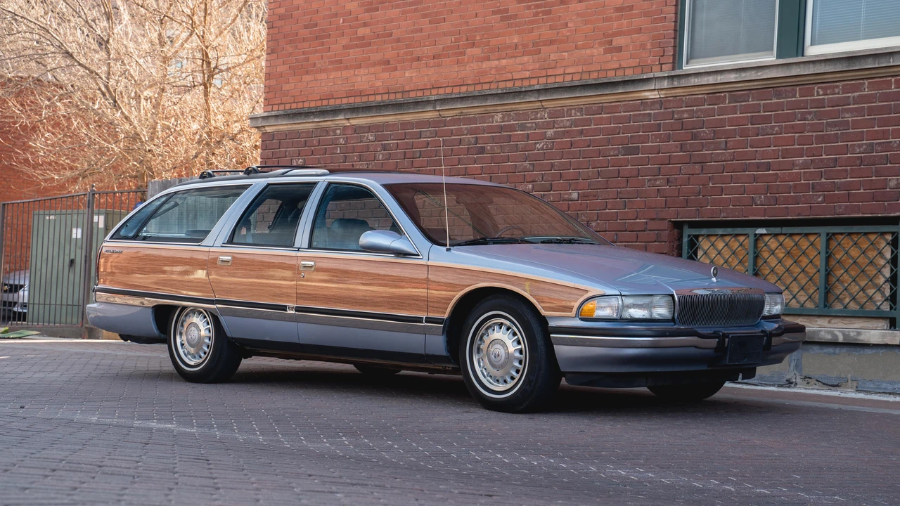 1996 Buick Roadmaster - Image 15 of 31