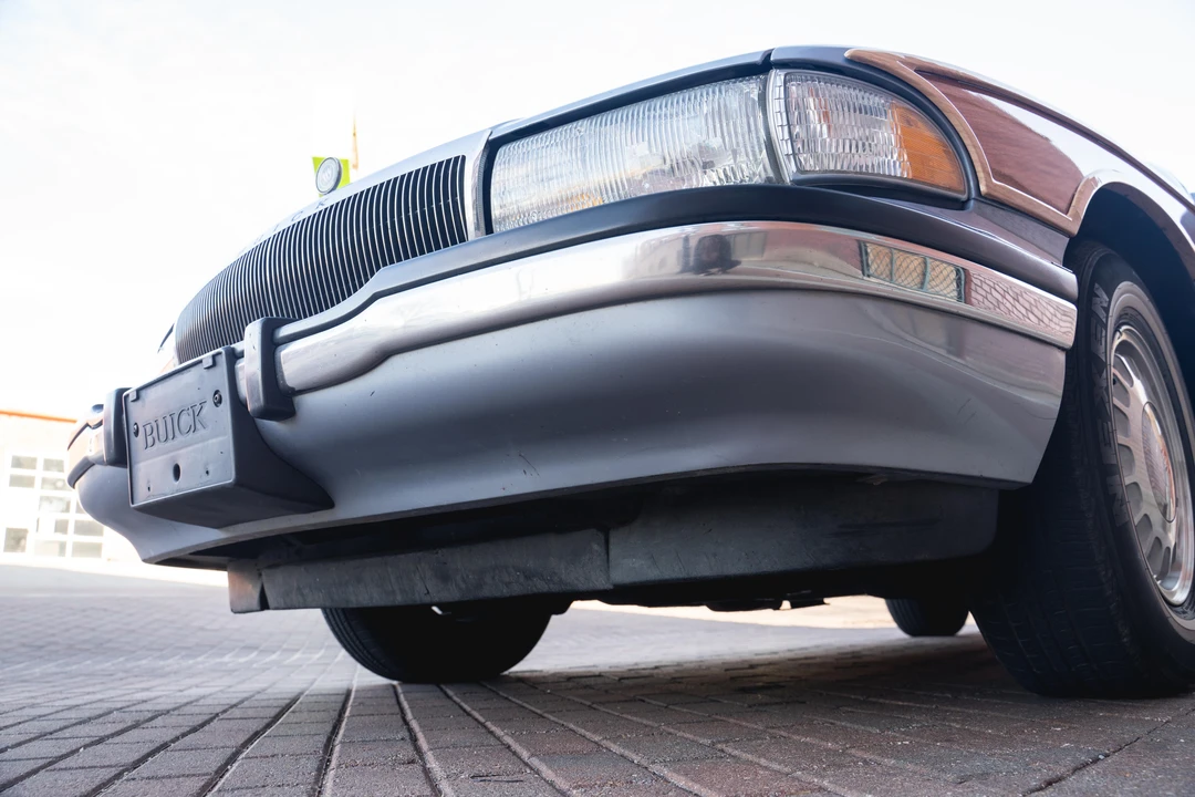 1996 Buick Roadmaster - Image 25 of 31