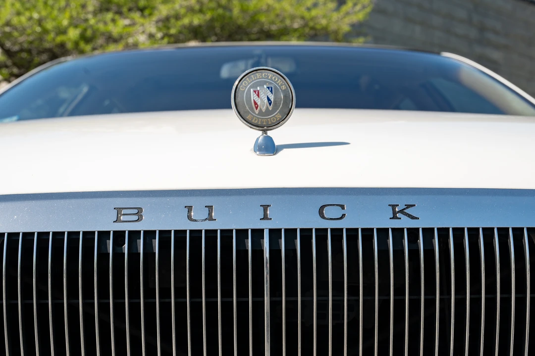 1996 Buick Roadmaster - Image 28 of 31