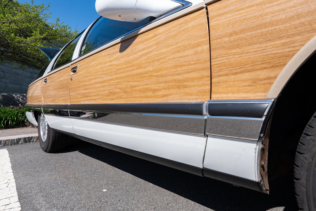 1996 Buick Roadmaster - Image 24 of 31