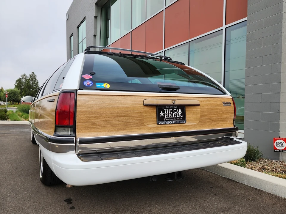 1996 Buick Roadmaster - Image 19 of 31
