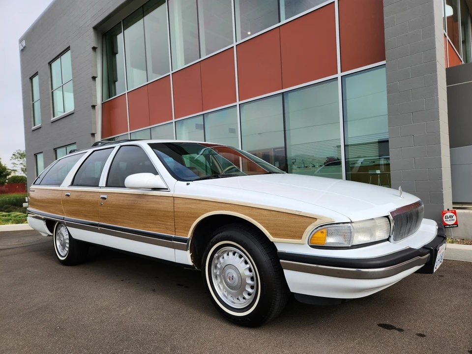 1996 Buick Roadmaster - Image 10 of 31