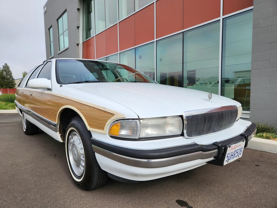 1996 Buick Roadmaster - Image 7 of 31